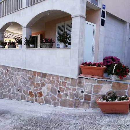 Appartementhaus Elena Apartament Jelsa (Hvar)